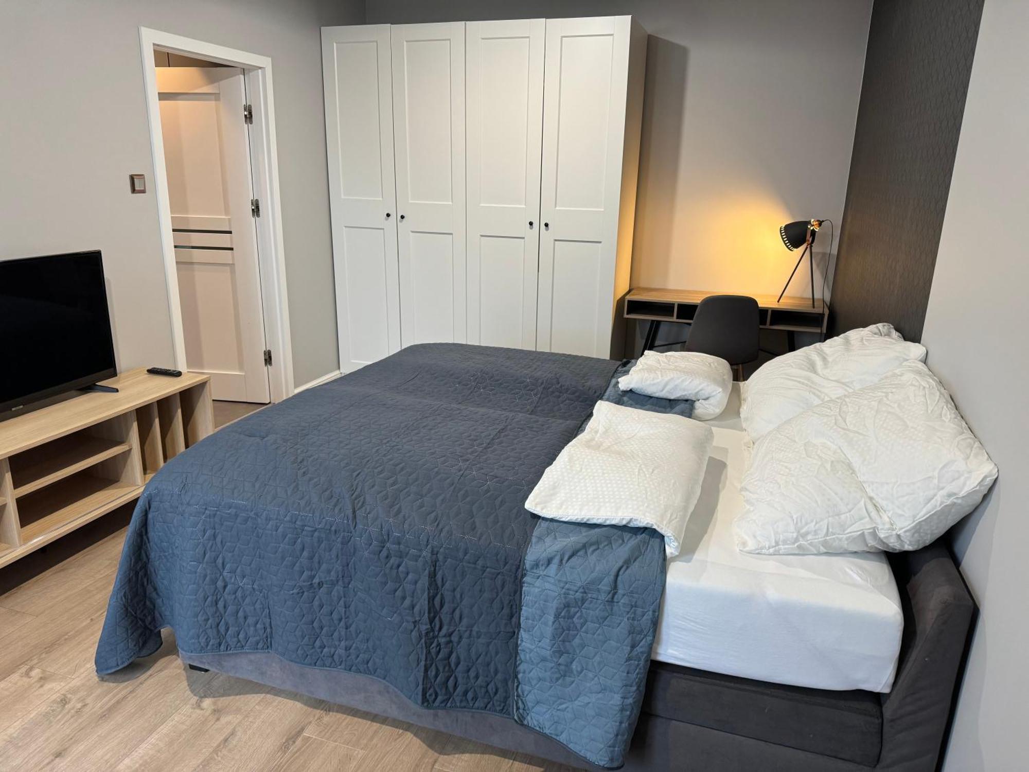 Noche Apartament Rondo Wiatraczna Warsaw Luaran gambar