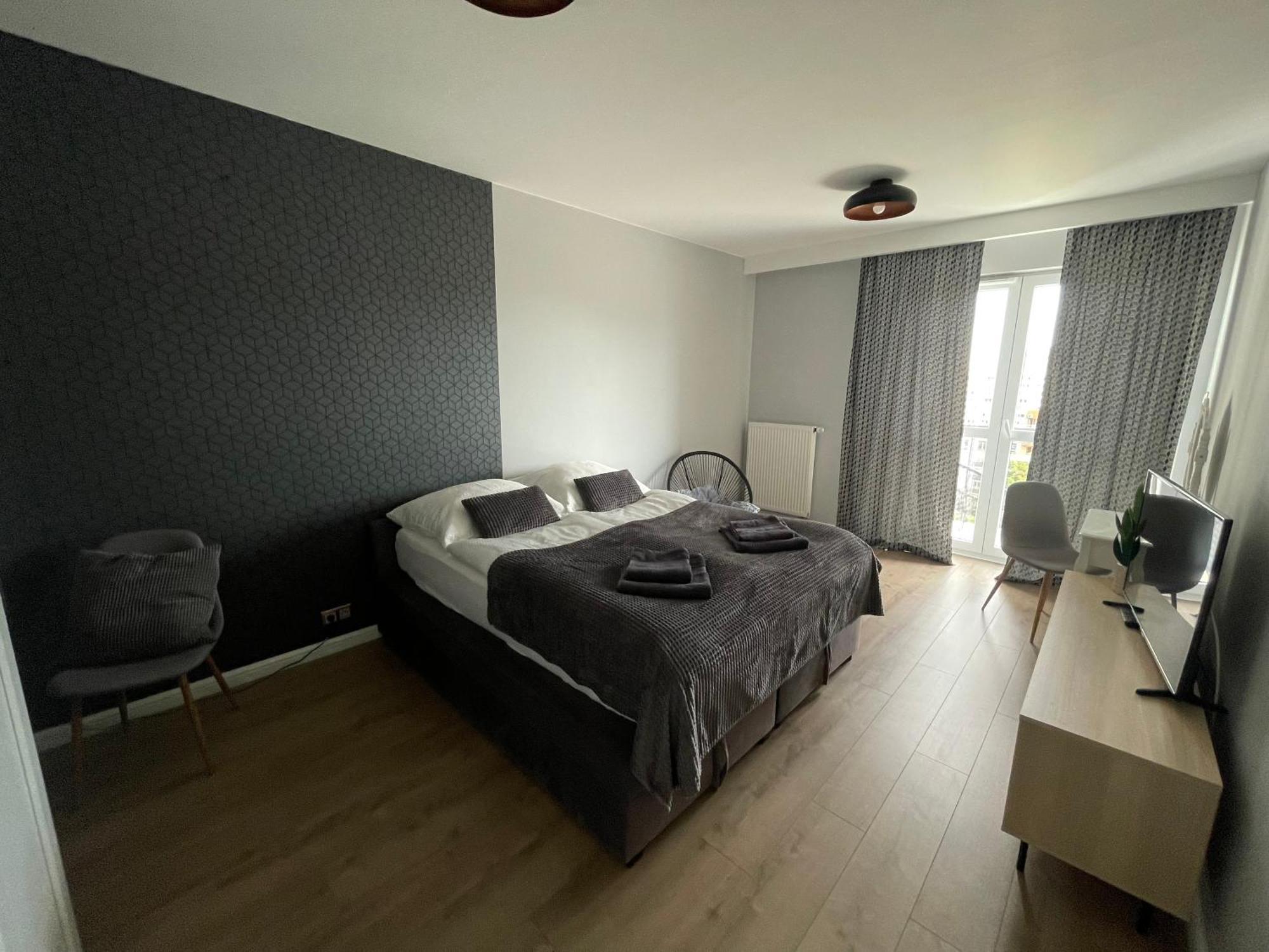 Noche Apartament Rondo Wiatraczna Warsaw Luaran gambar